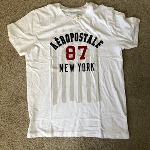 Aeropostale graphic tee